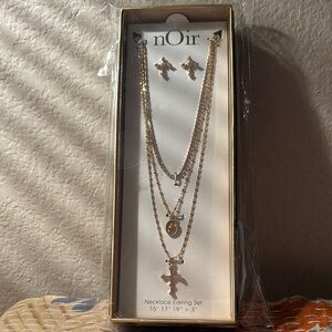 nOir Gold Necklace Earring Set